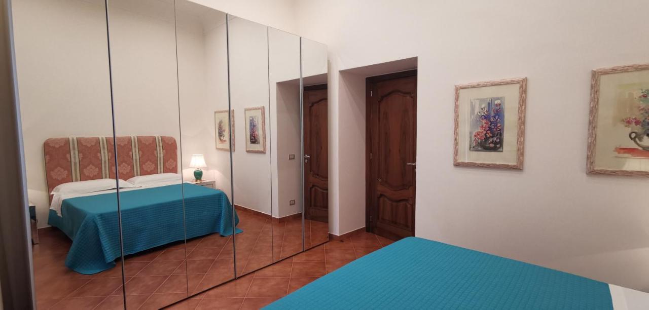 Luxury Apartment Carmen N 2 Centro Storico Di تاورمينا المظهر الخارجي الصورة