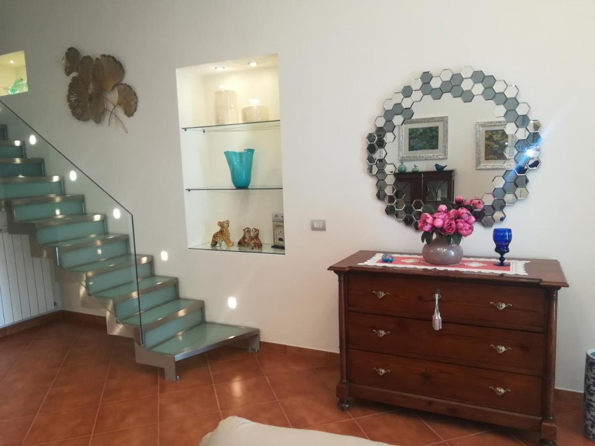 Luxury Apartment Carmen N 2 Centro Storico Di تاورمينا المظهر الخارجي الصورة